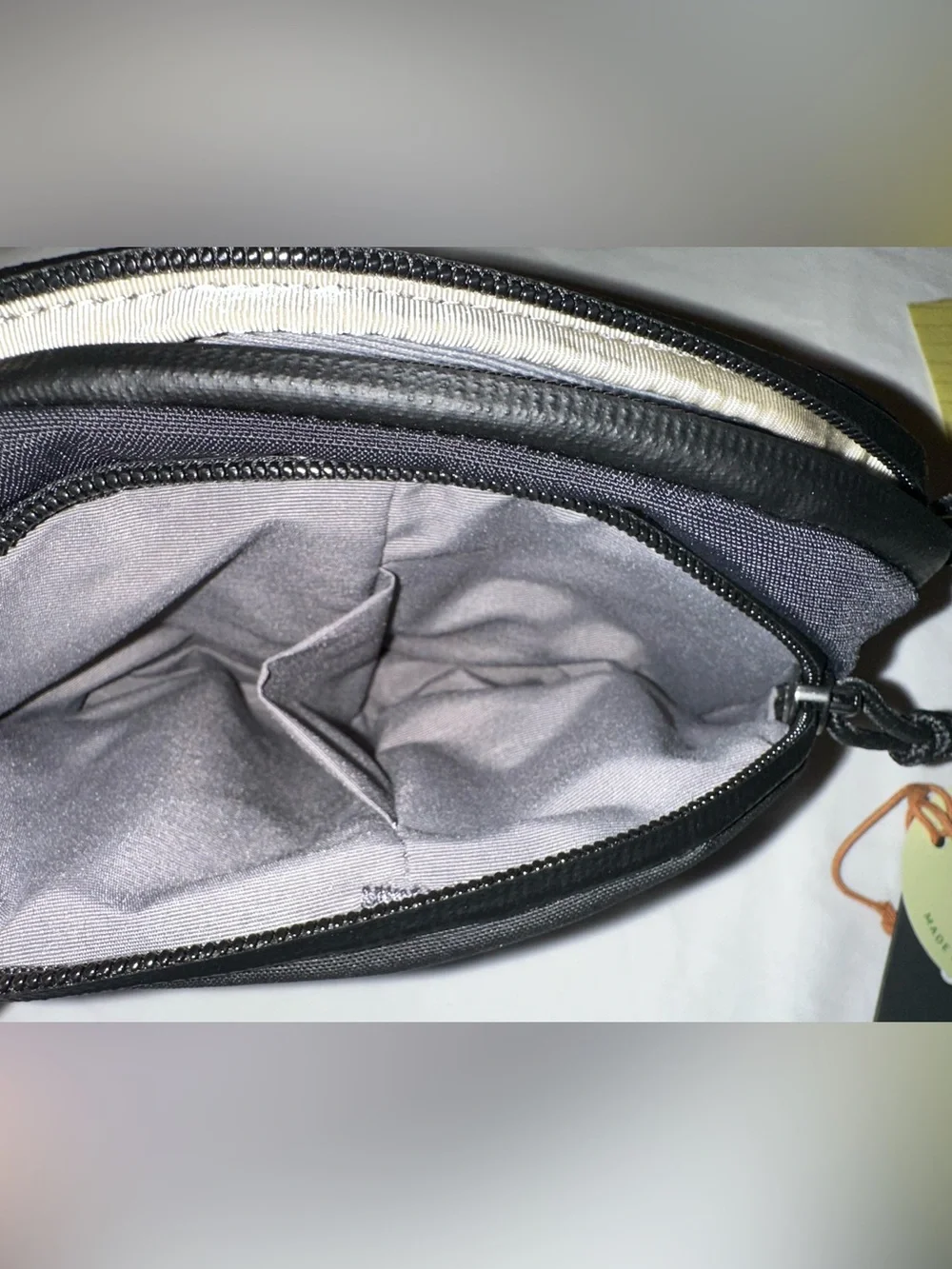 Bellroy Venture Pouch Black NWT